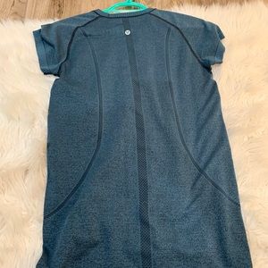 Blue swiftly tech lululemon